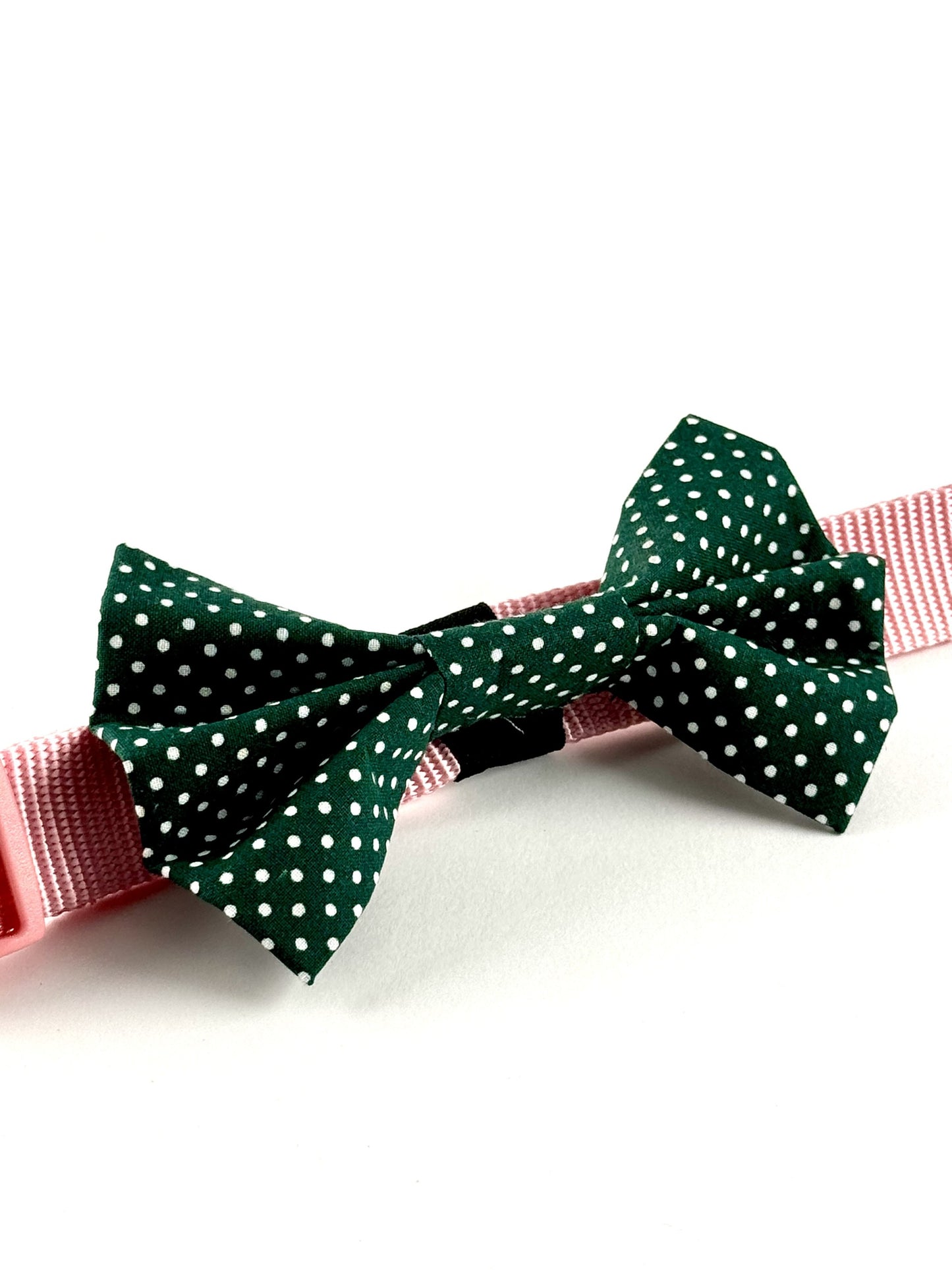 Green Pawlka Dot